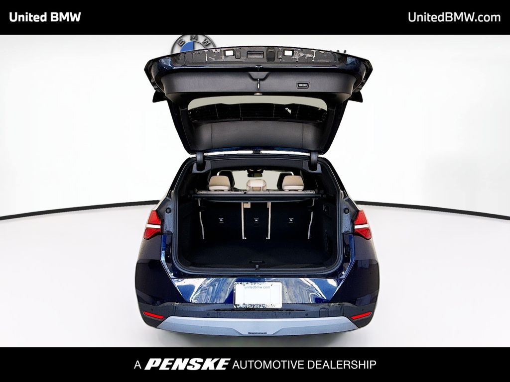 Thumbnail: 2026 BMW X3 - 13