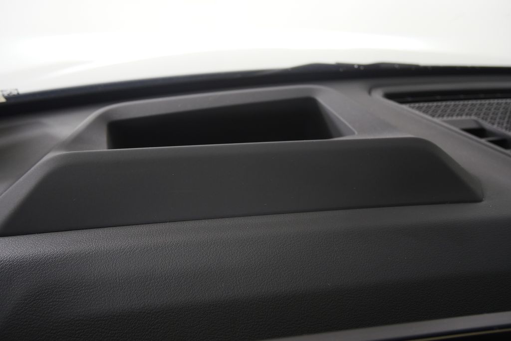 Thumbnail: 2025 BMW X2 - 20