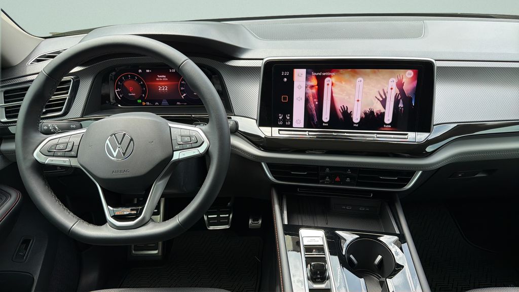 New 2026 Green Volkswagen 2.0T Peak Edition image 19