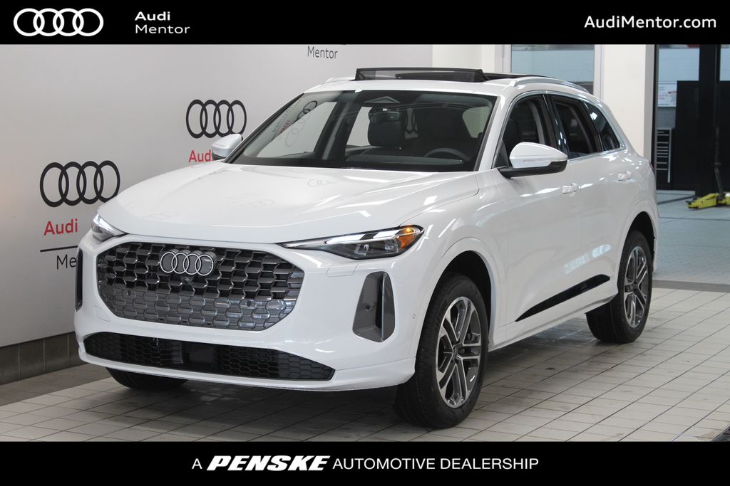 Glacier White Metallic 2026 Audi Q5 quattro Premium TFSI SUV / Crossover All-Wheel Drive 7-Speed Automatic