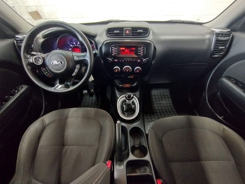 2016 Kia Soul Base
