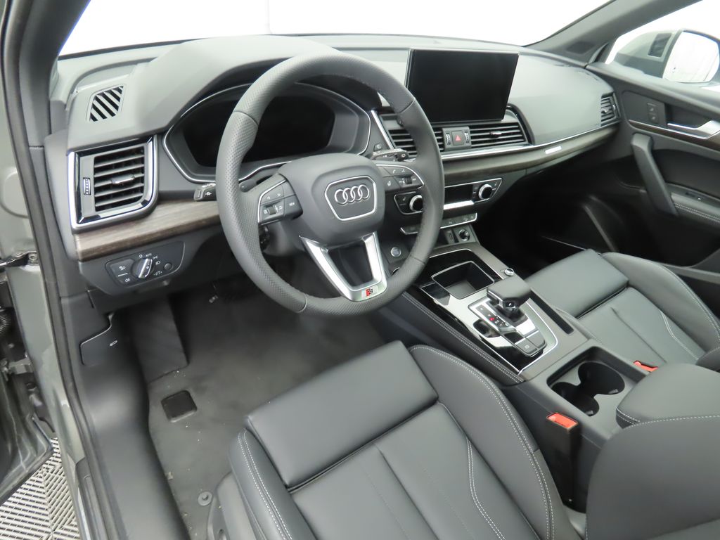 2025 Audi Q5  10