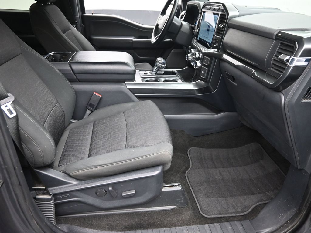 Certified Used 2022 Gray Ford XLT image 7