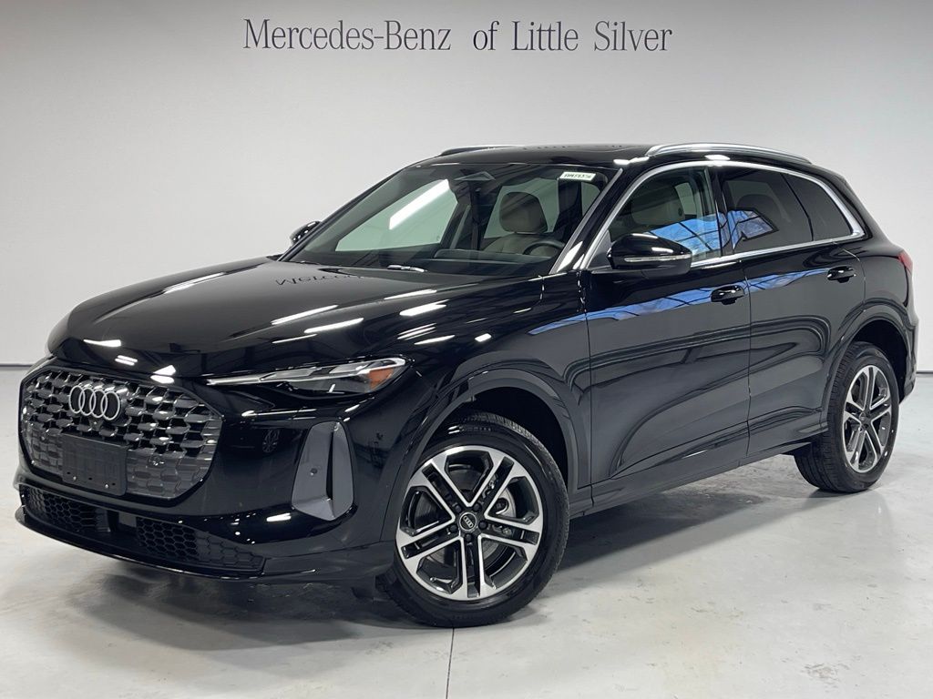 2025 Audi Q5 quattro Premium 40 TFSI