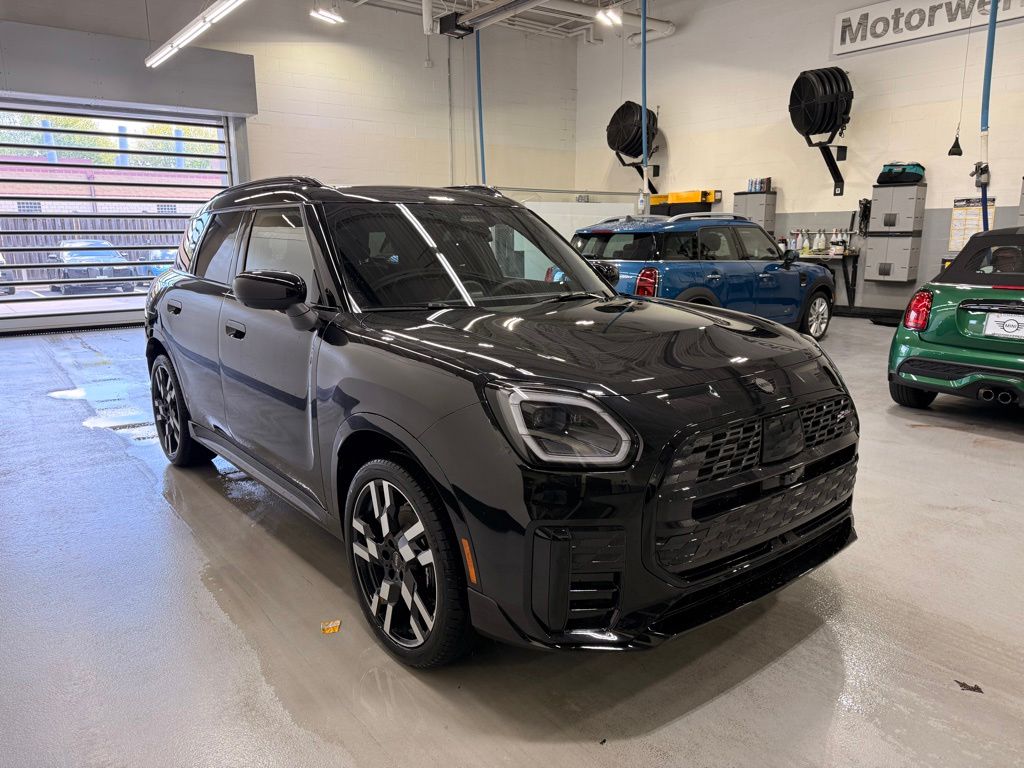 Thumbnail: 2027 MINI Cooper Countryman - 9