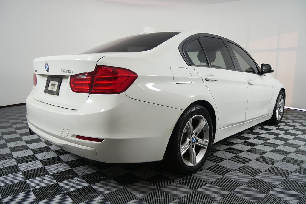 2015 BMW 3 Series 320i xDrive 3