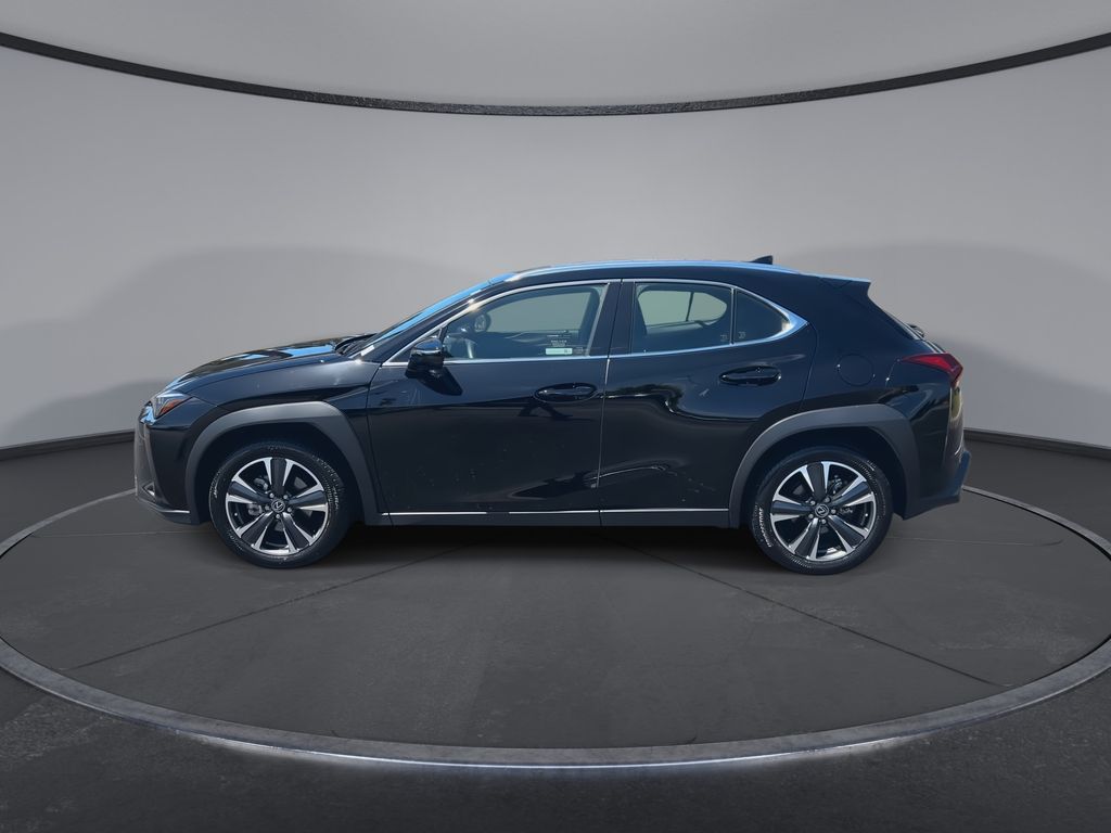 Thumbnail: 2024 Lexus UX - 5