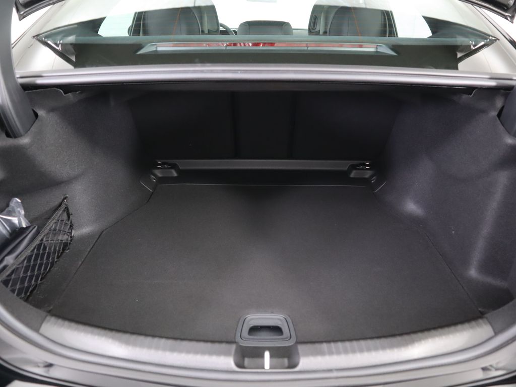 Thumbnail: 2025 Mercedes-Benz C-Class - 29