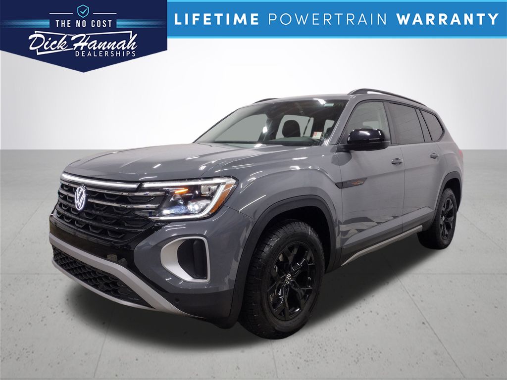 2025 Volkswagen Atlas 2.0T Peak Edition SE W/Tech