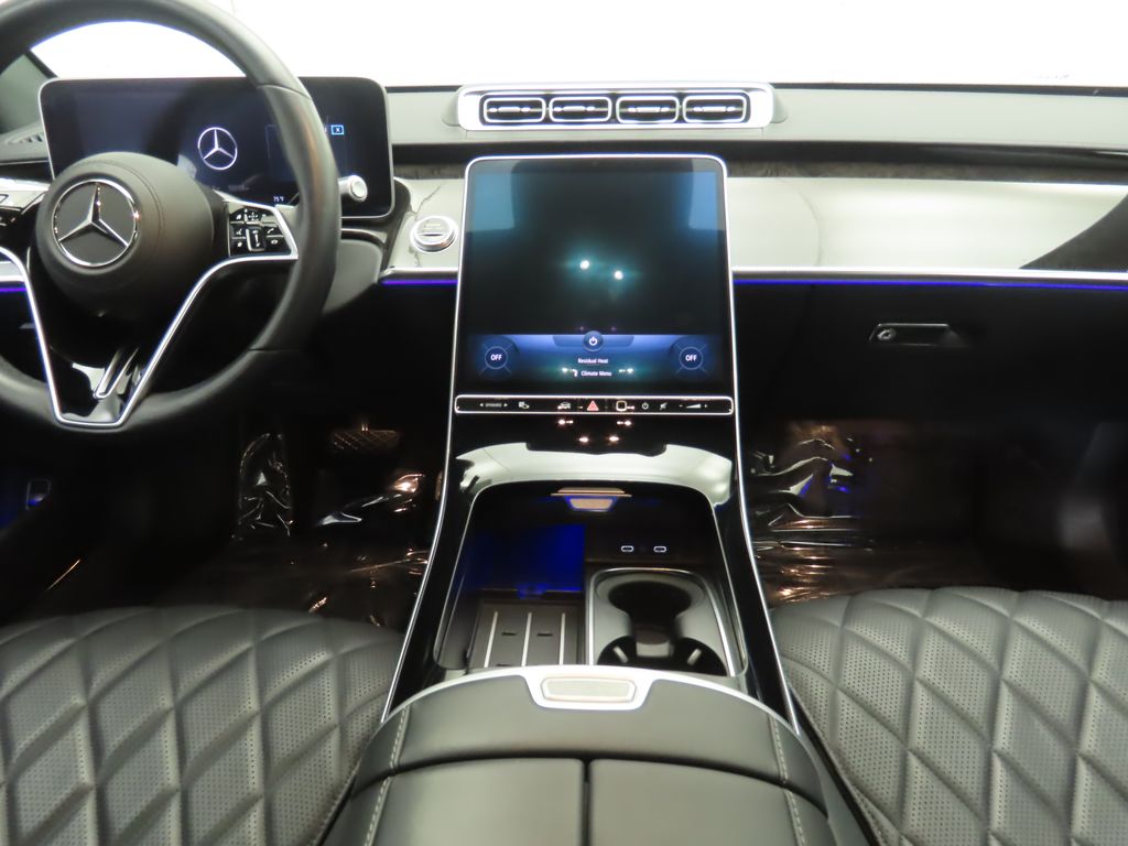 Thumbnail: 2022 Mercedes-Benz S-Class - 13