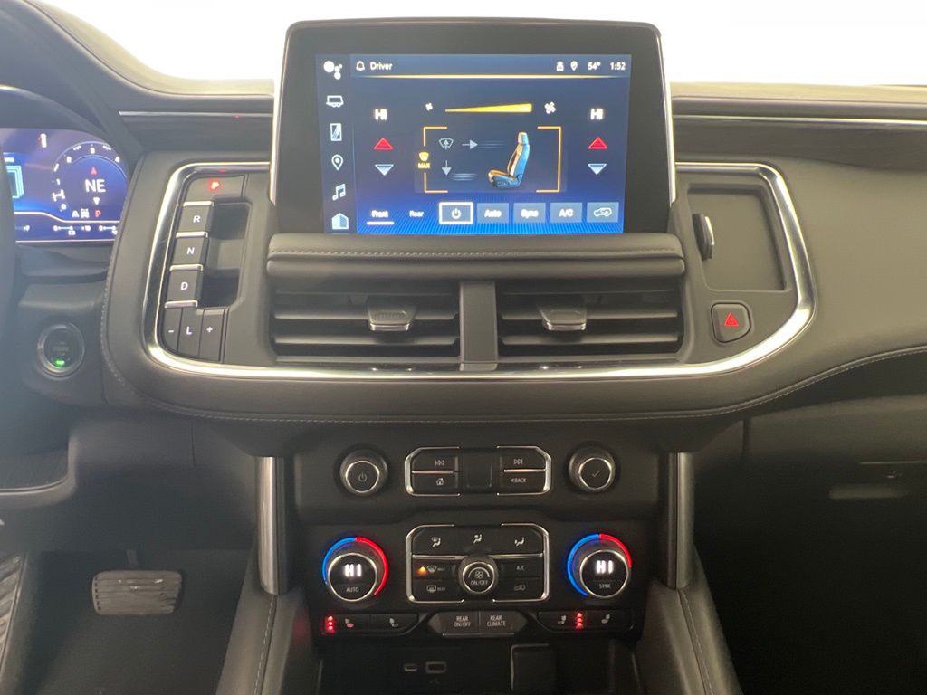 Used 2023 White Chevrolet LT image 31