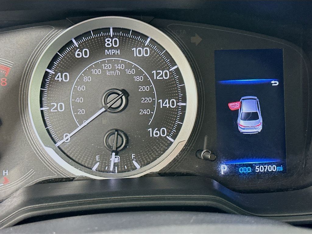 2022 Toyota Corolla LE 12