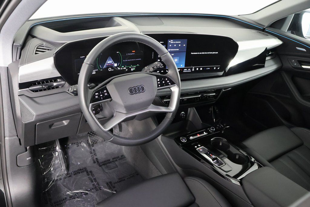 Thumbnail: 2025 Audi Q6 e-tron - 7