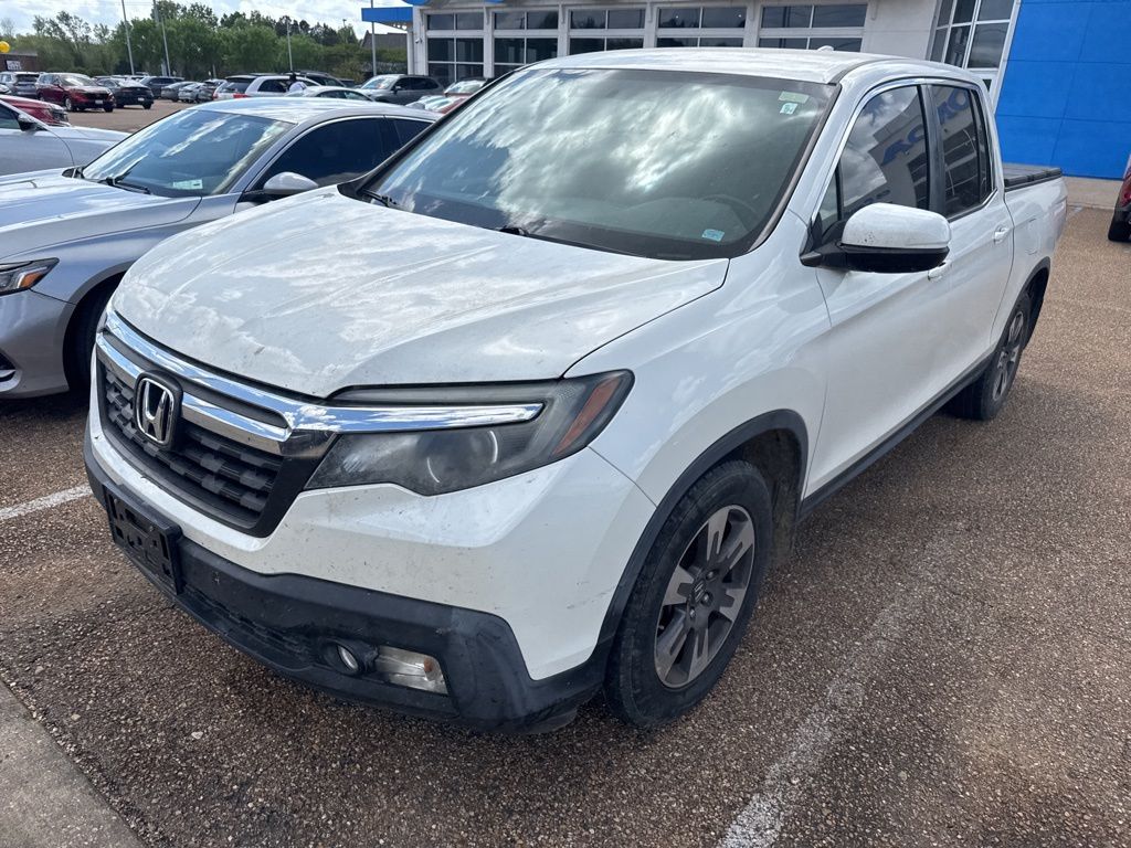 Diamond White Pearl 2017 Honda Ridgeline RTL-T Pickup Truck Front-Wheel Drive 6-Speed Automatic