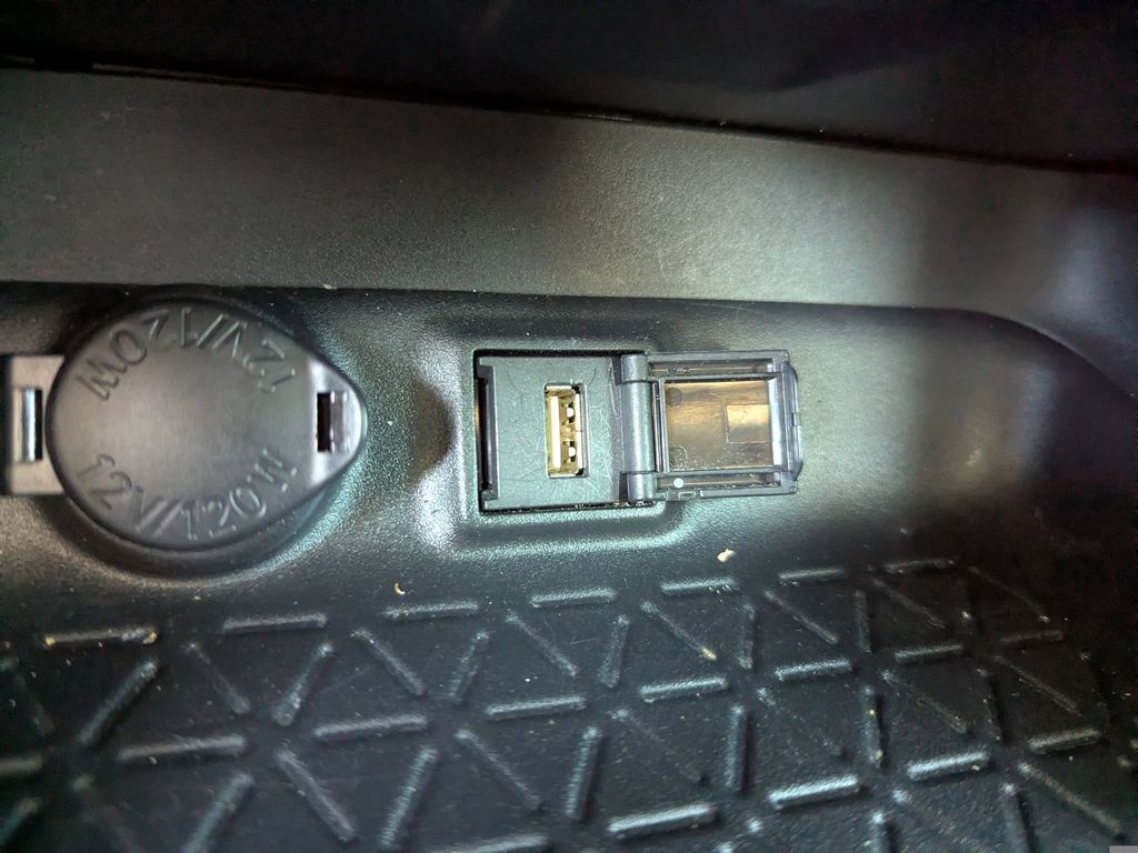 used 2020 Toyota RAV4 car, priced at $21,291