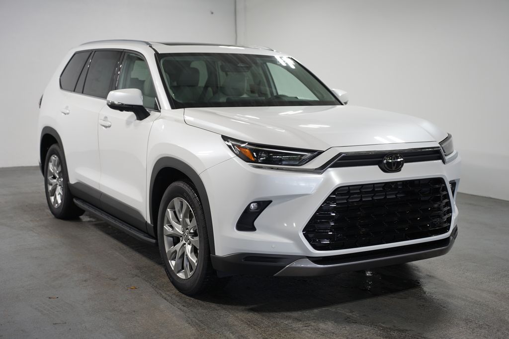 2025 Toyota Grand Highlander Limited 3