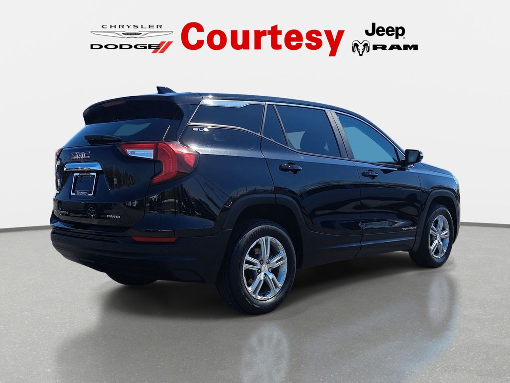 View vehicle photo 5