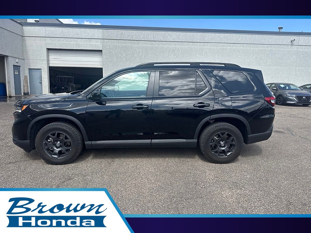 2025 Honda Pilot TrailSport AWD