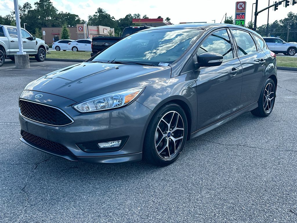 2015 Ford Focus SE Hatchback