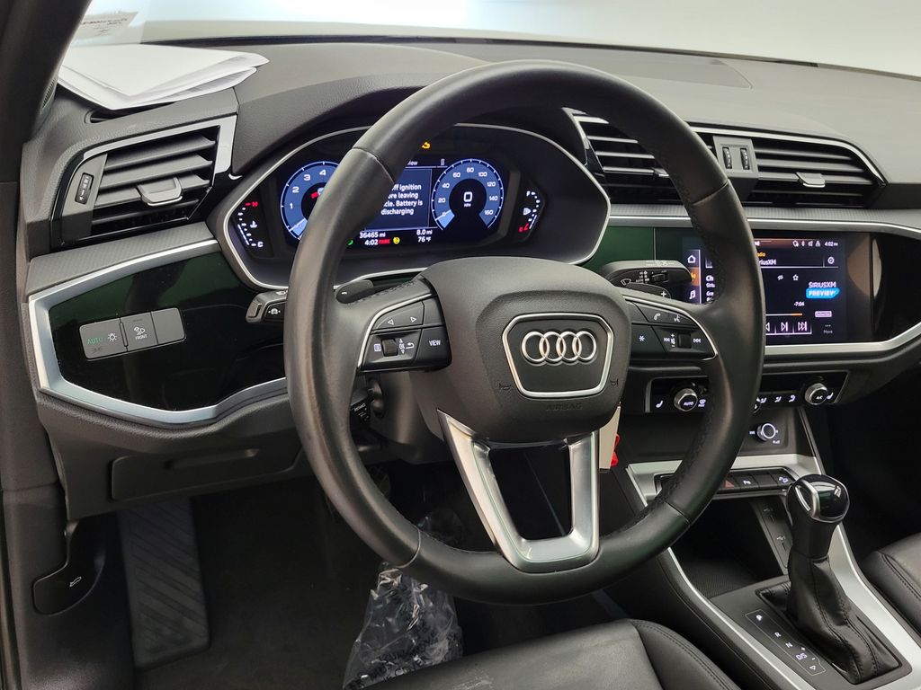 Thumbnail: 2022 Audi Q3 - 25