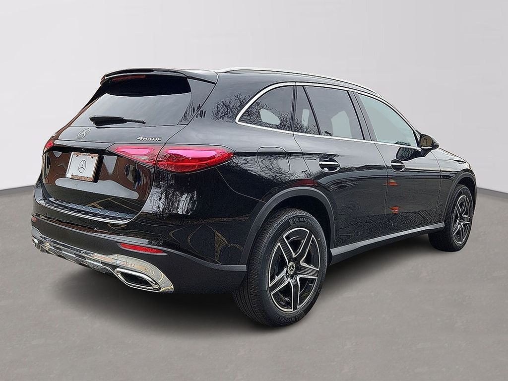 Thumbnail: 2026 Mercedes-Benz GLC - 3