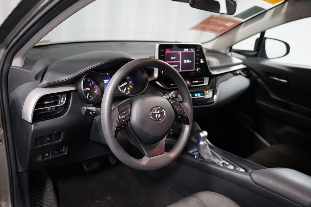 Thumbnail: 2021 Toyota C-HR - 7