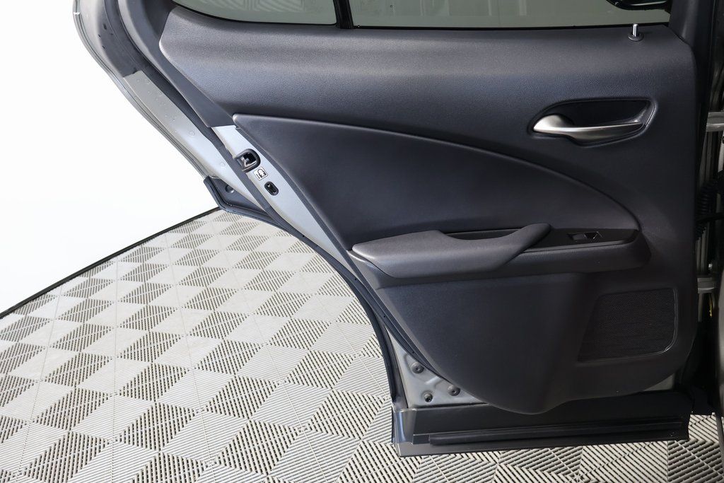 Thumbnail: 2021 Lexus UX - 13