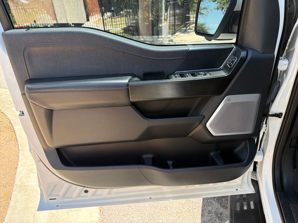Used 2023 White Ford Raptor image 20