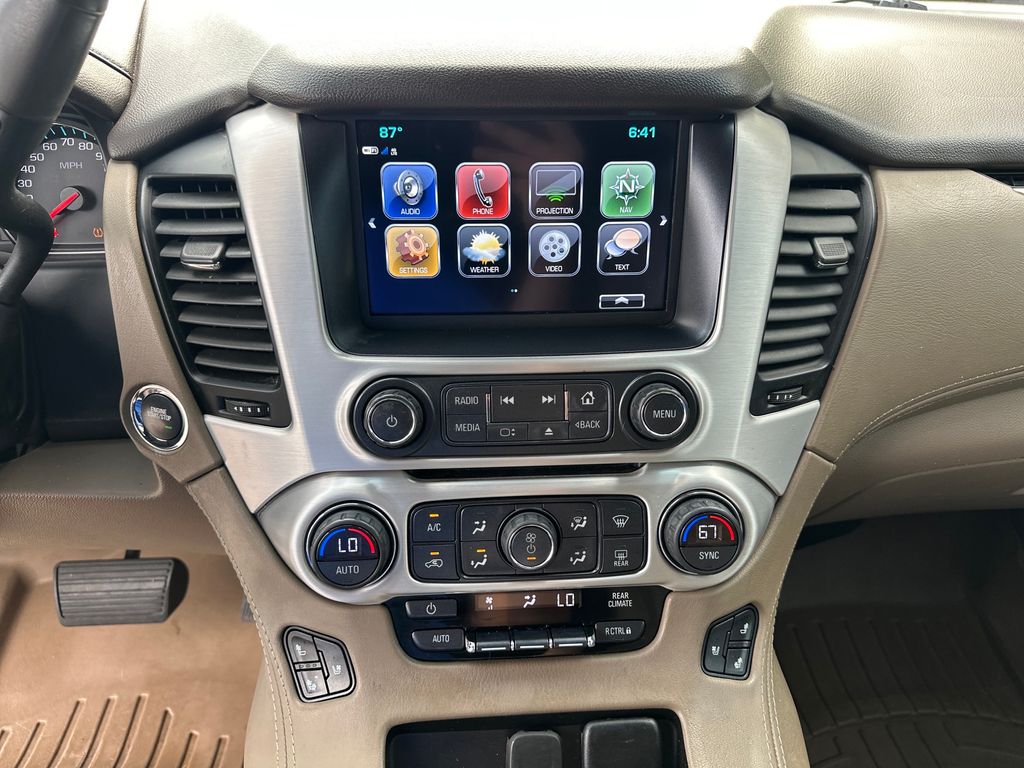 Used 2020 White GMC SLT image 24