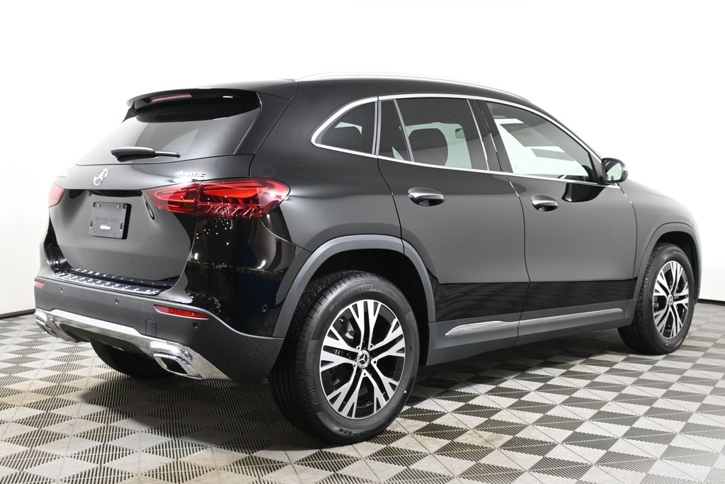 2025 Mercedes-Benz GLA 250 4MATIC 7