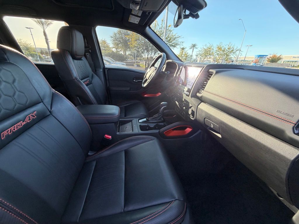 Thumbnail: 2023 Nissan Frontier - 16