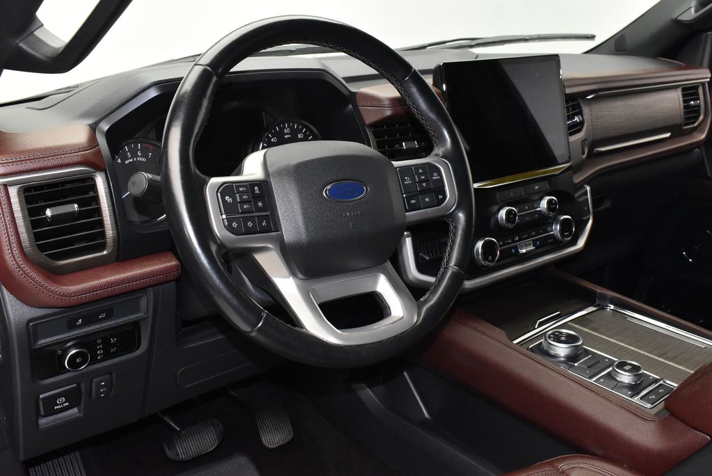 Thumbnail: 2023 Ford Expedition - 15