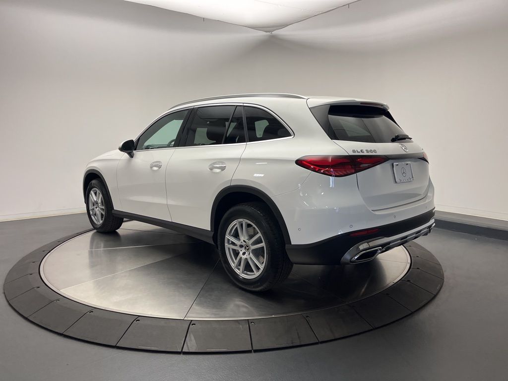 Thumbnail: 2026 Mercedes-Benz GLC - 5