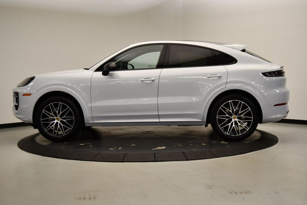 2024 Porsche   2