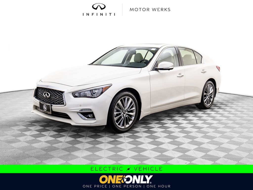 2023 INFINITI Q50 Luxe AWD