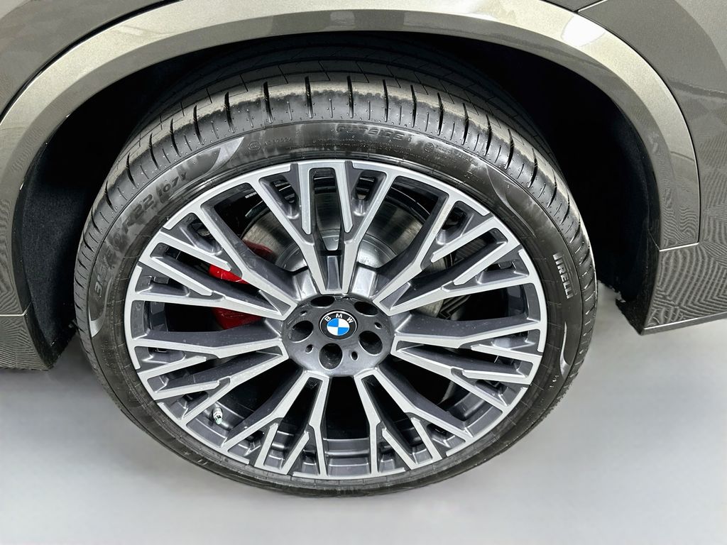 Thumbnail: 2026 BMW X5 - 23