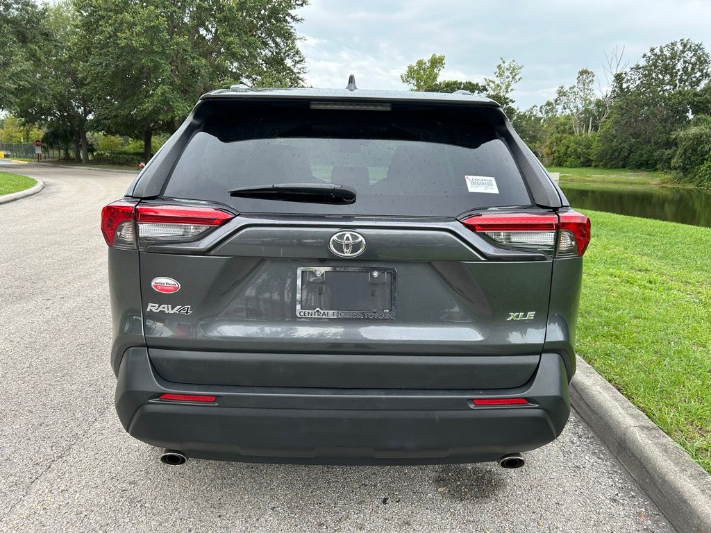2020 Toyota RAV4 XLE Premium 4