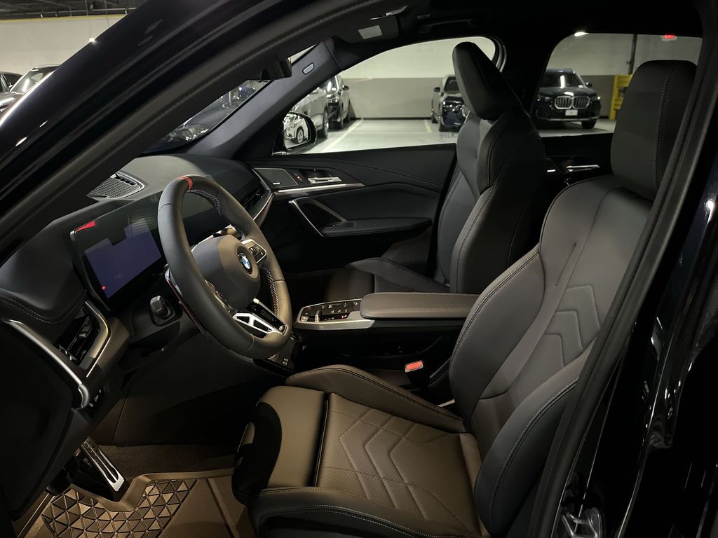 Thumbnail: 2026 BMW X1 - 11