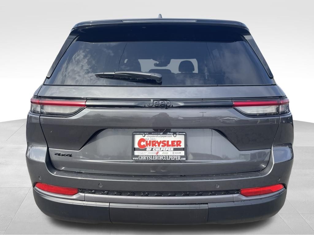 JeepGrand Cherokee16
