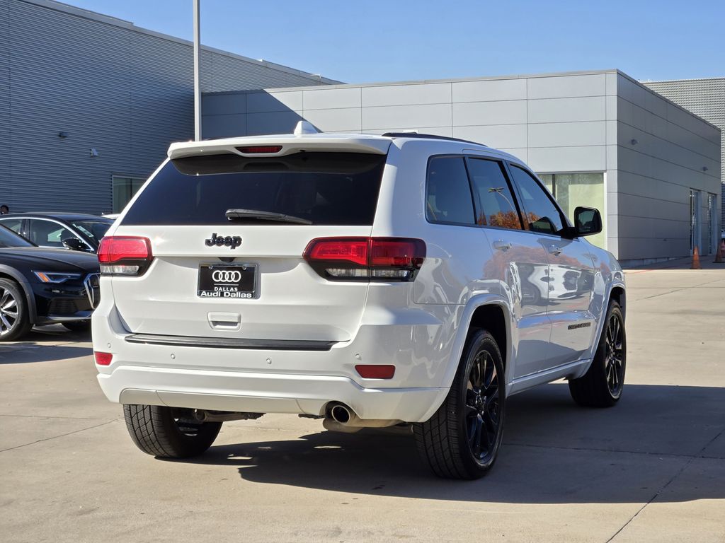 used 2021 Jeep Grand Cherokee car, priced at $18,481