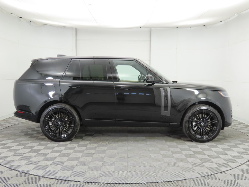 Thumbnail: 2025 Land Rover Range Rover - 4