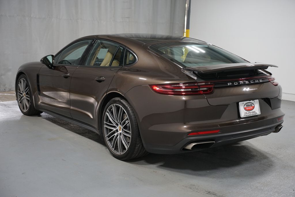 Thumbnail: 2018 Porsche Panamera - 6