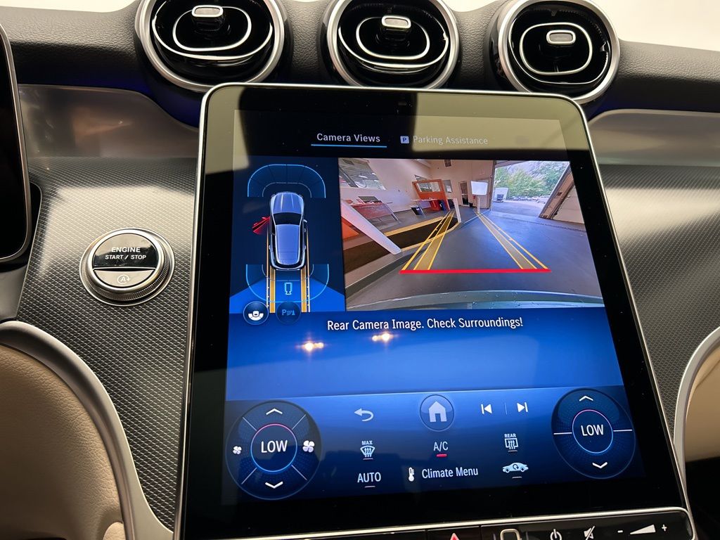 Thumbnail: 2026 Mercedes-Benz GLC - 18