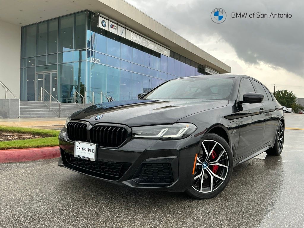 Black Sapphire Metallic 2023 BMW 5 Series Sedan All-Wheel Drive 8-Speed Automatic