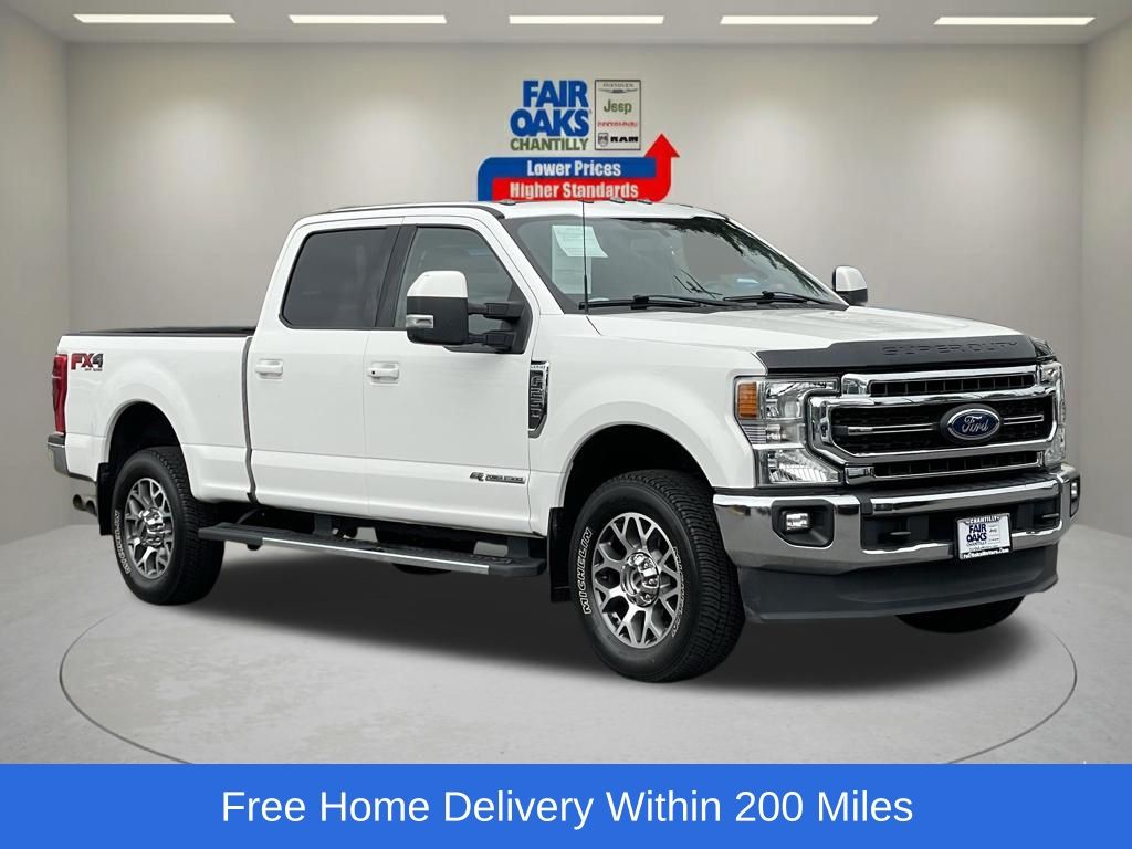 White Metallic 2022 Ford F-250 Super Duty Pickup Truck Four-Wheel Drive Automatic