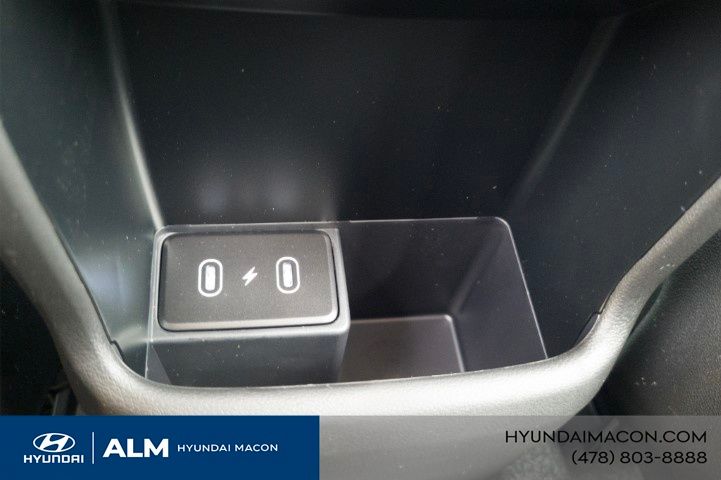 New 2026 White HYUNDAI SE image 22
