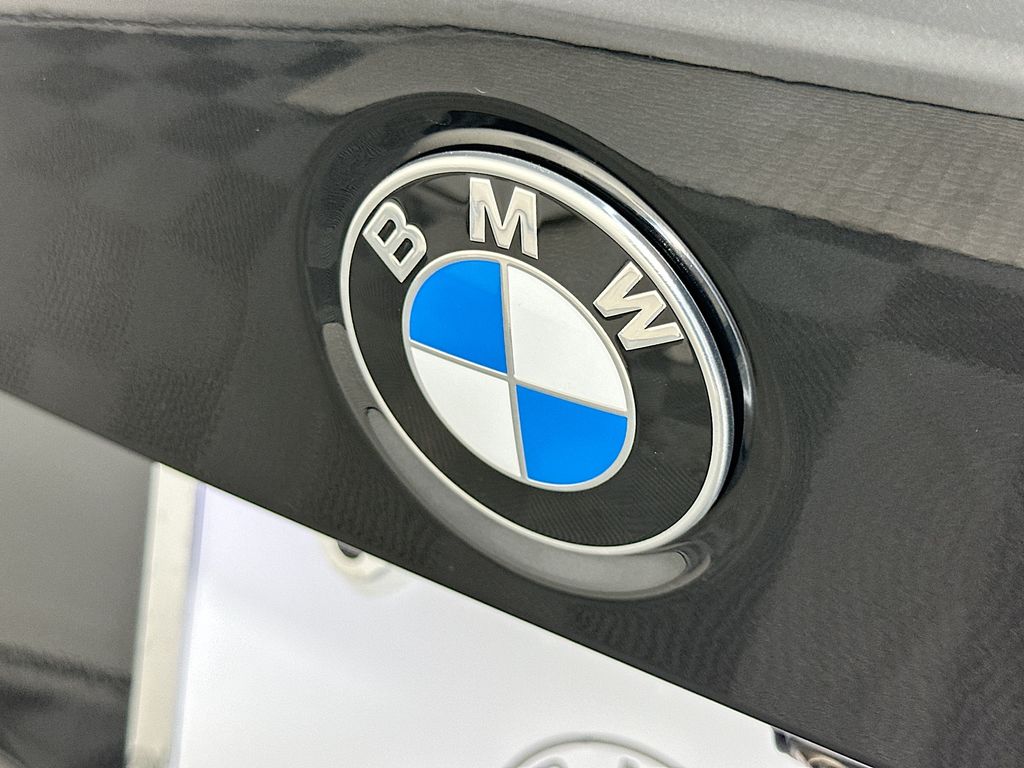 Thumbnail: 2026 BMW 3 Series - 22