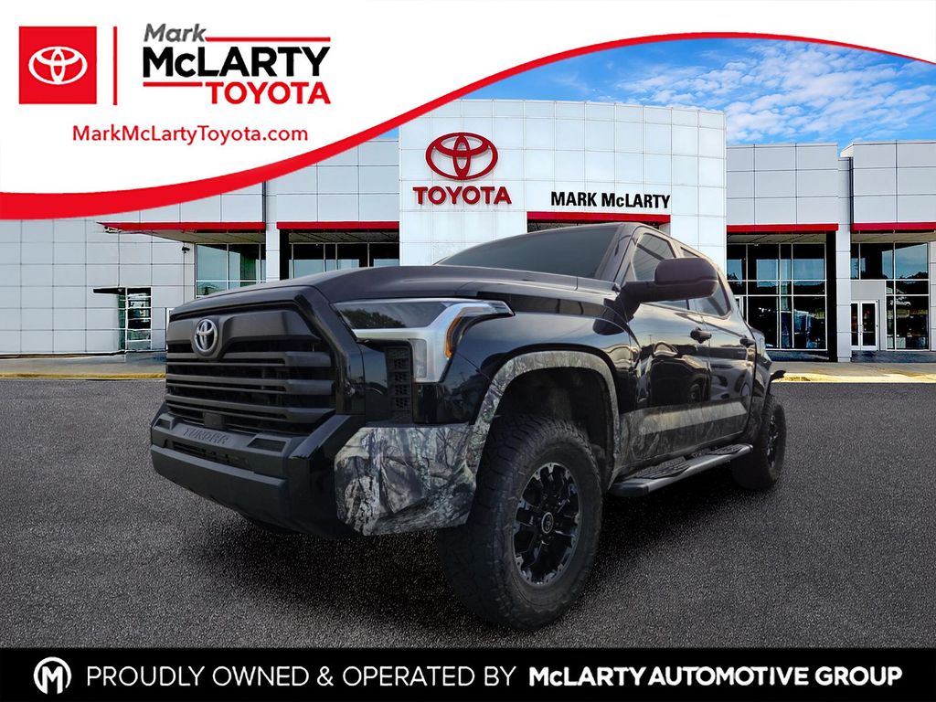 2024 Toyota Tundra SR CrewMax Cab 4WD