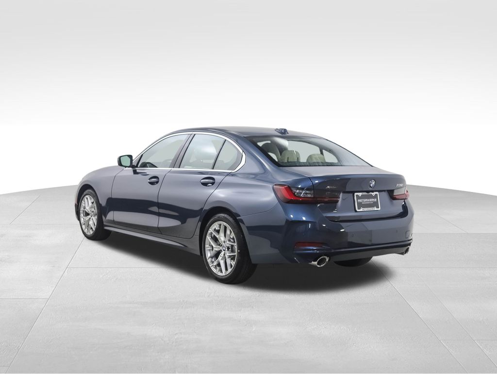Thumbnail: 2025 BMW 3 Series - 4