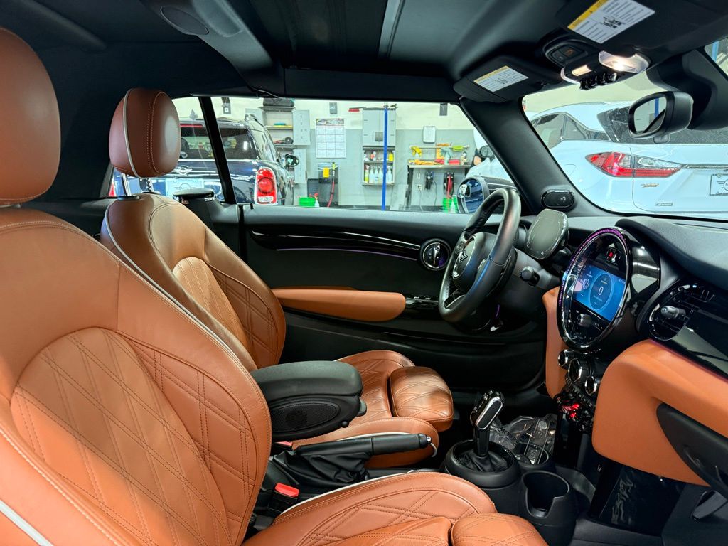 Thumbnail: 2023 MINI Cooper - 22